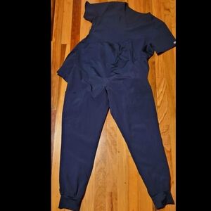 Med Couture Maternity Scrub Set